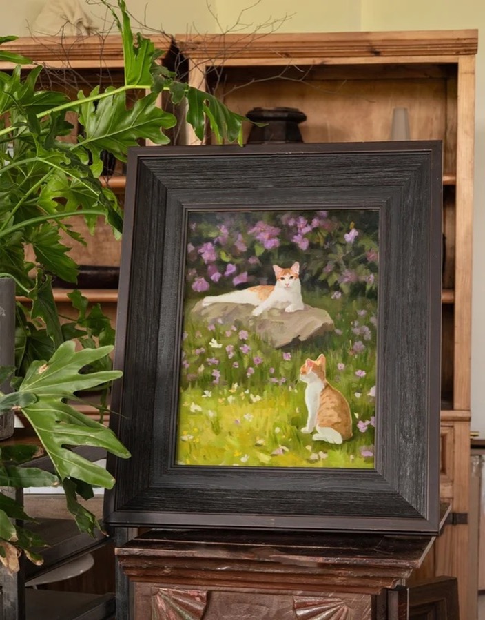 A Lumina pet portrait photographed in its new home, collector image 22